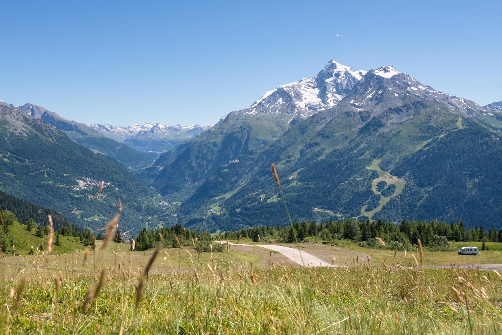 Mgm Hotels & Residences - Hotel Alpen Lodge La Rosiere  Esterno foto